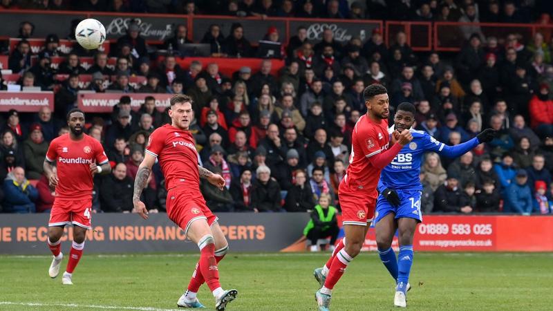 FA Cup : Leicester se qualifie aux dépens de Walsall grâce au but plein de chance de Iheanacho