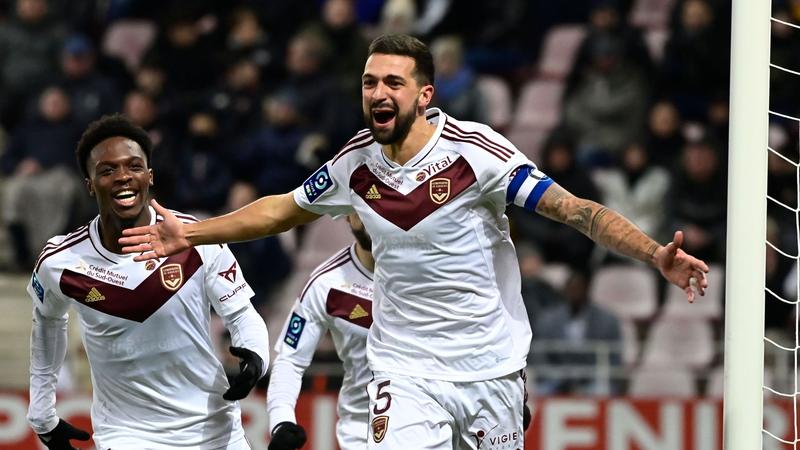 Ligue 2 : Bordeaux, large vainqueur de Dijon, donne rendez-vous au Havre mardi