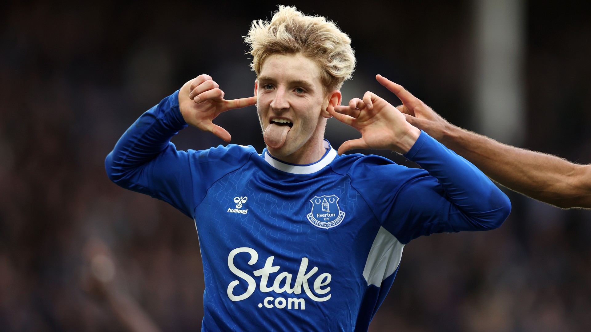 Newcastle completes £45million Gordon swoop