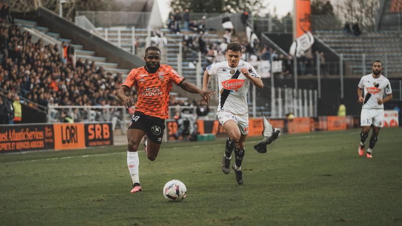 Angers put an end to their terrible losing streak by picking up a point against Lorient