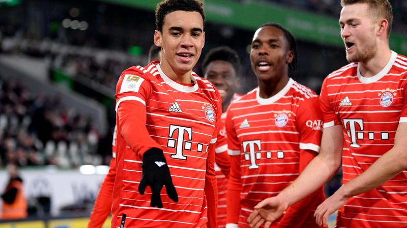 Highlights: Wolfsburg 2-4 Bayern Munich