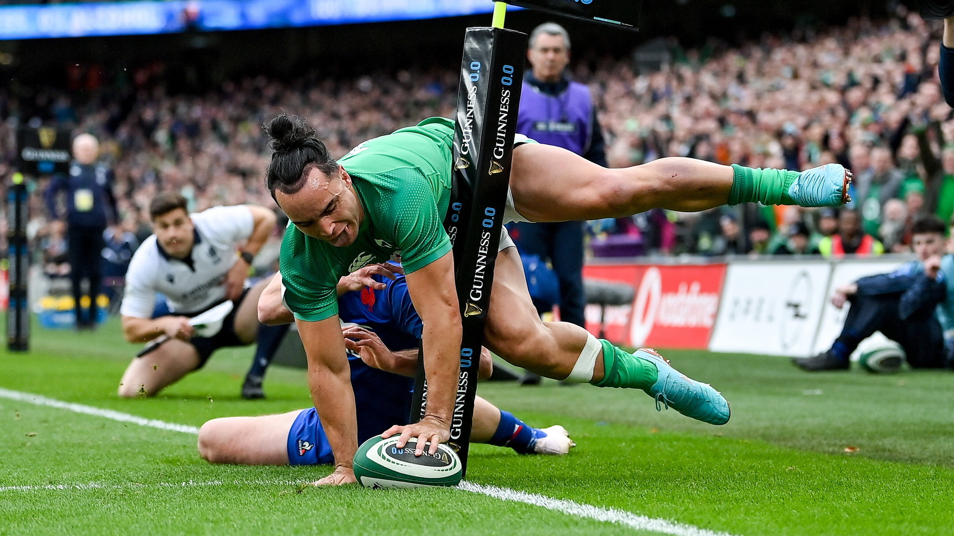 Ireland delights after ending France's winning run