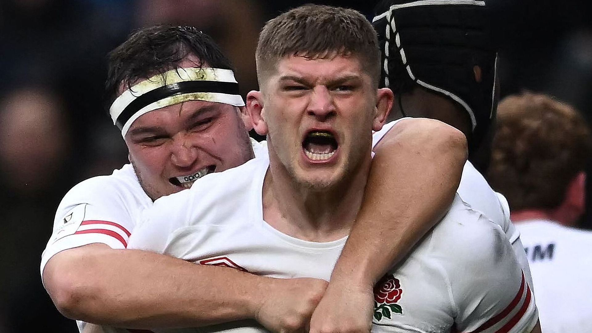 England dispatches Italy to get Six Nations bid rolling