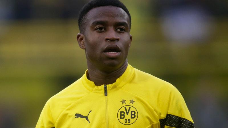 Dortmund's Moukoko to miss several weeks with ankle injury