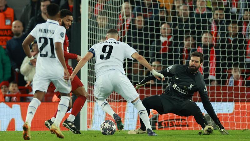 Ligue des Champions - Benzema et le Real font d'Anfield leur jardin !