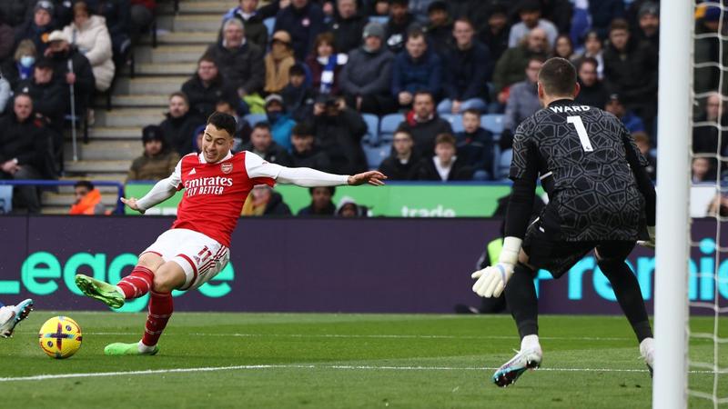 Arsenal extend Premier League lead, Leeds climb out of bottom three