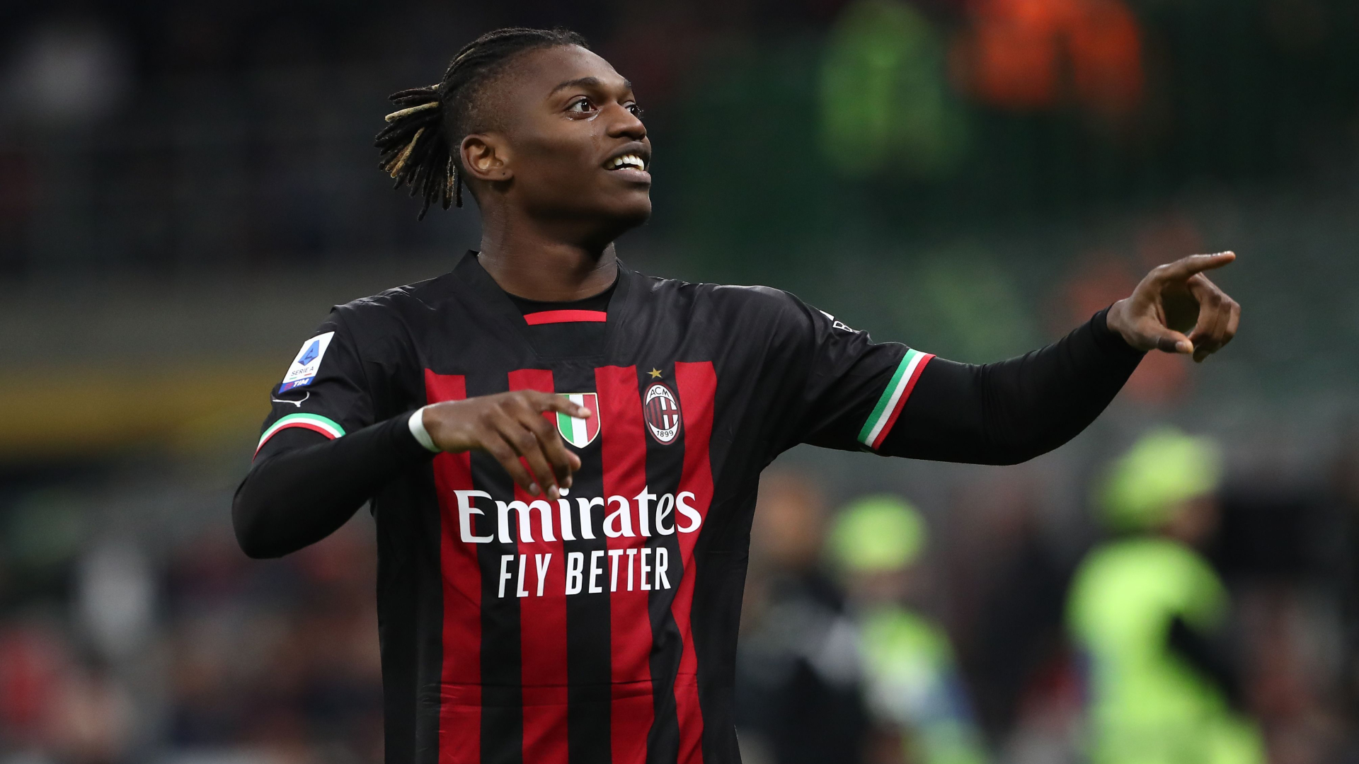Rumor Has It: Leao prefers Milan stay in blow for Man City, PSG and Real Madrid