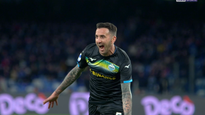 Naples craque sur une demi-volée lumineuse !