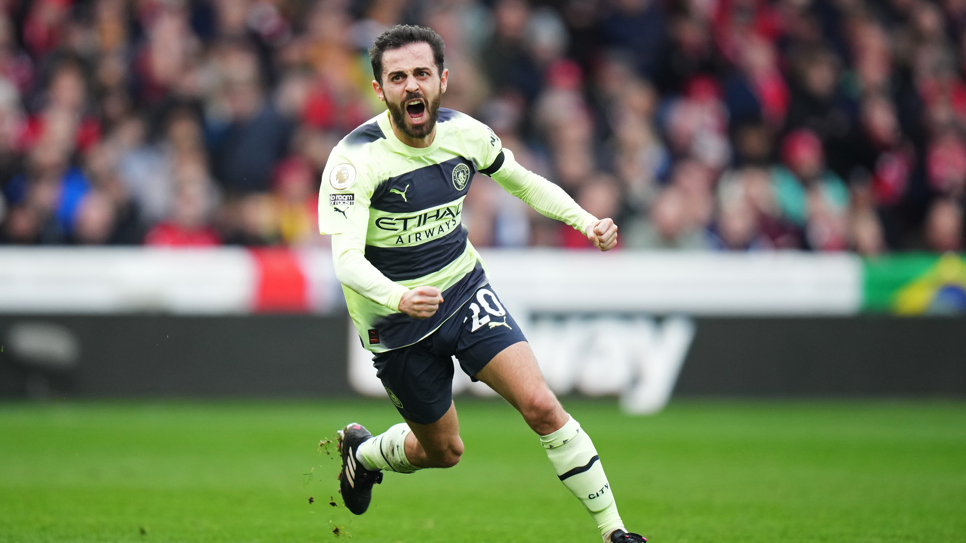 Silva reportedly told he can leave Man City