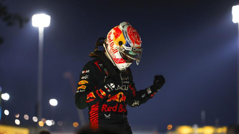 Verstappen wins season-opening Bahrain Grand Prix as Alonso shines