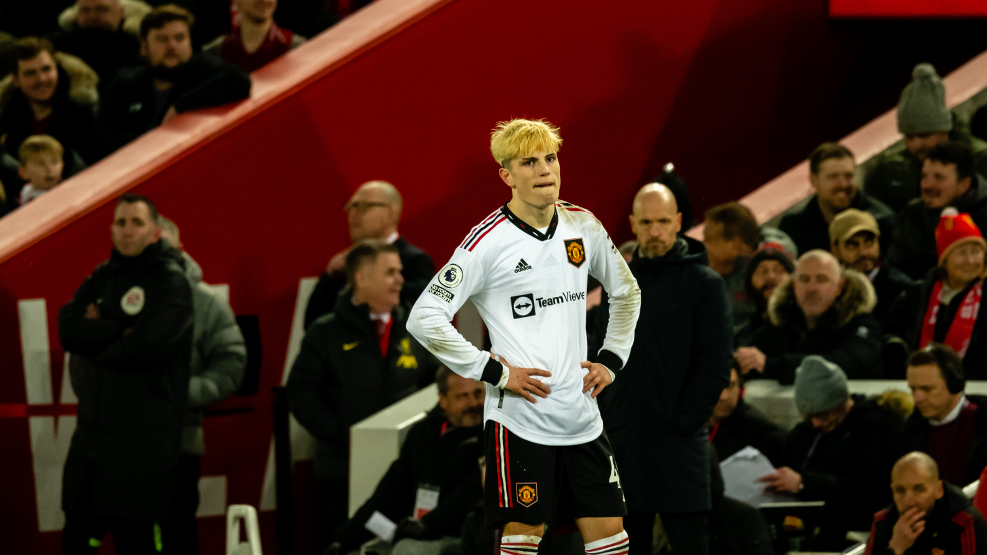 Garnacho latest to apologize for humiliating defeat as Shaw questions Man Utd's mentality