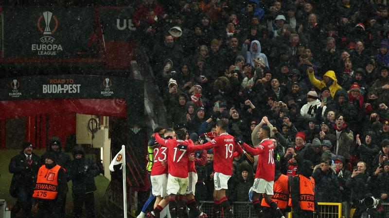 Man Utd bounce back to beat Betis