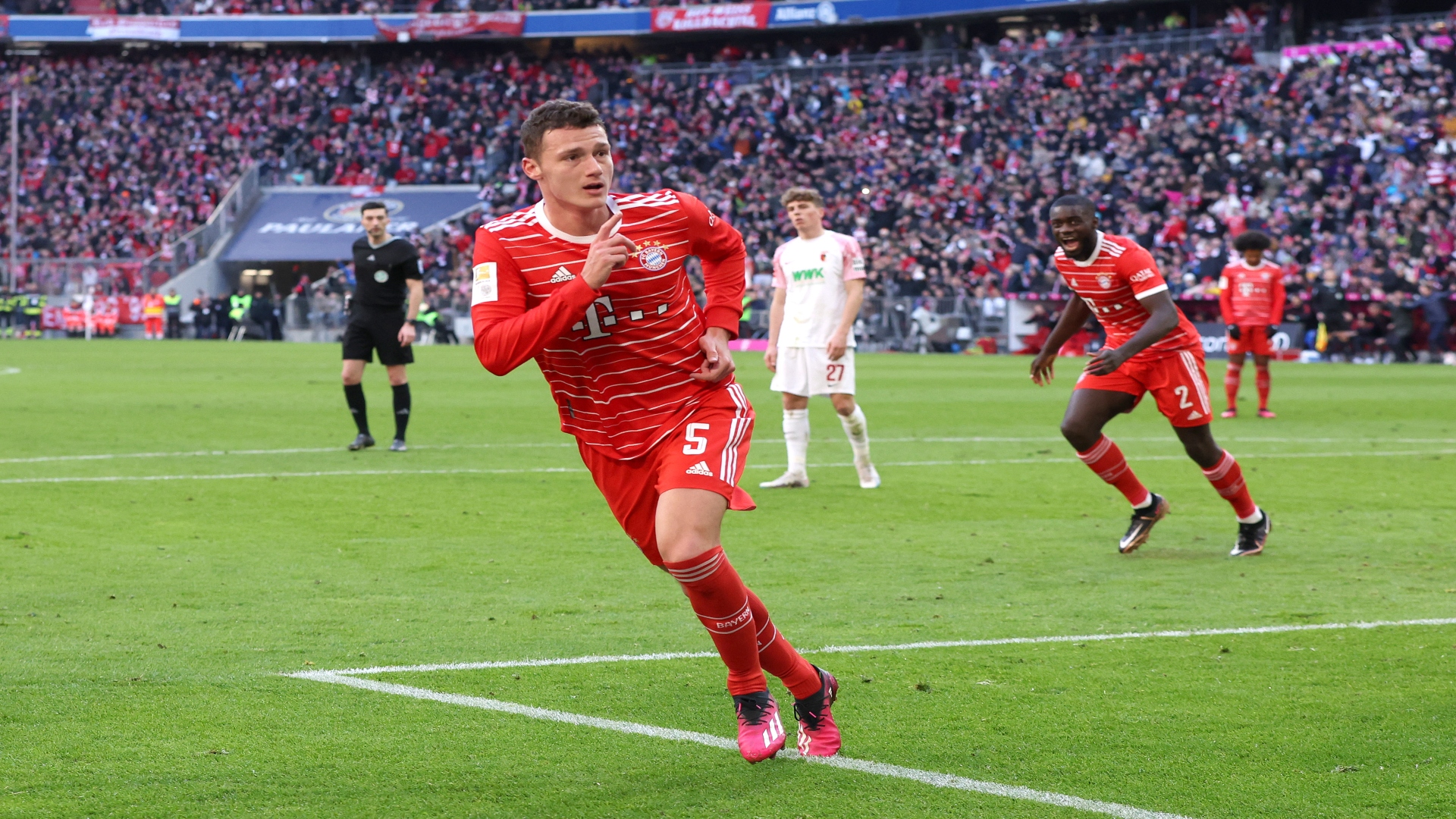 Pavard nets double as Bayern runs riot