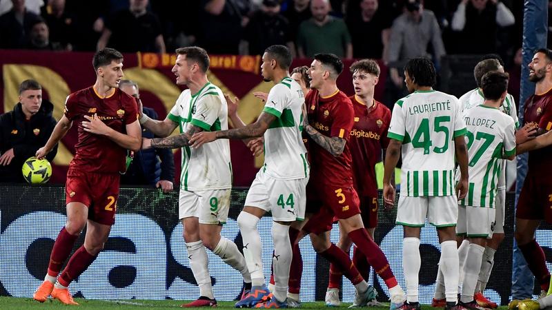 Serie A : Laurienté et Sassuolo s'offrent la Roma dans un match dingue