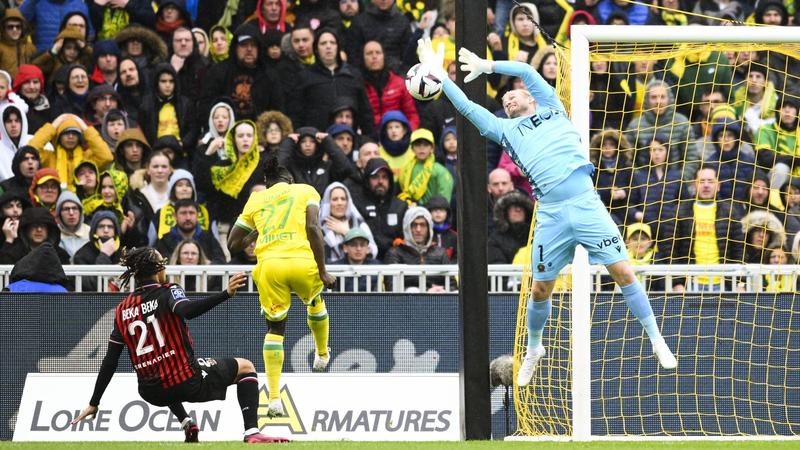 Top Saves - Ligue 1 - Round 27