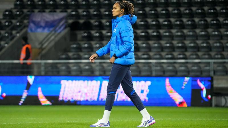 Equipe de France : après le départ de Corinne Diacre, Wendie Renard est prête à revenir