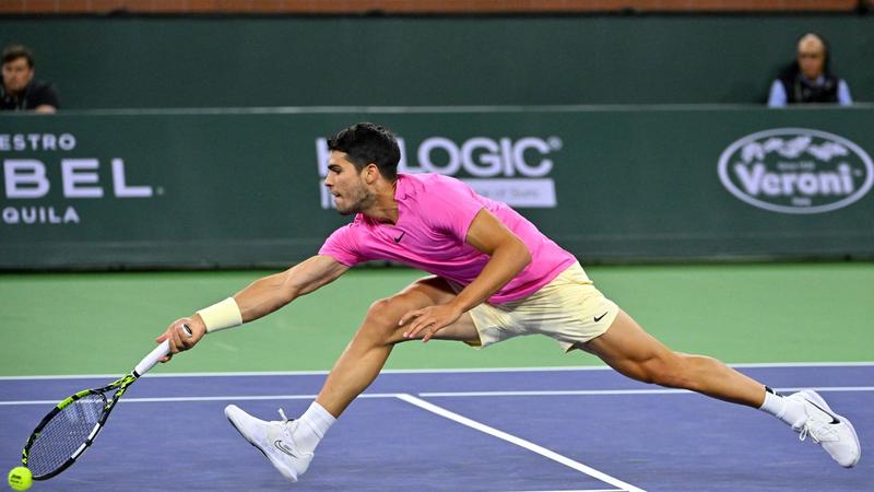 Alcaraz, Swiatek march on at Indian Wells, Murray falls