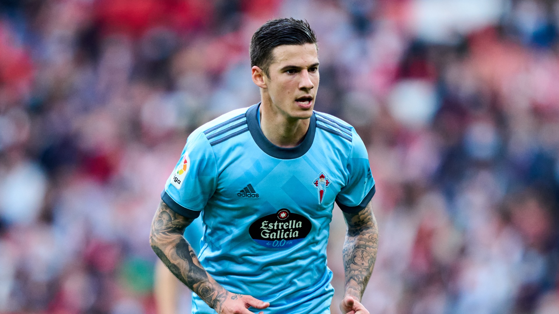 Celta suspends Mina after prison sentence
