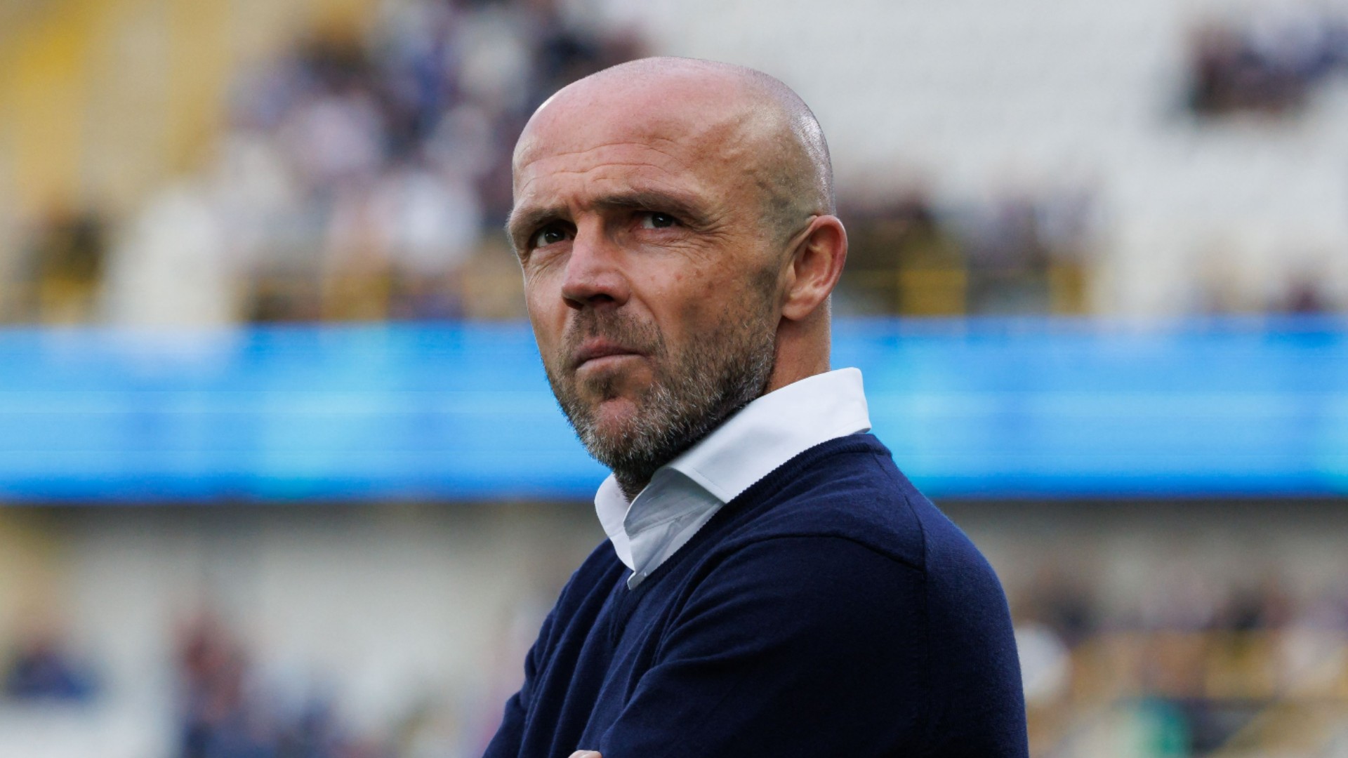 Ajax confirms Schreuder as Ten Hag's replacement
