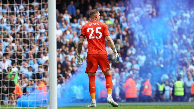 Premier League - Le gardien d'Aston Villa Robin Olsen agressé après le match par des supporters de City