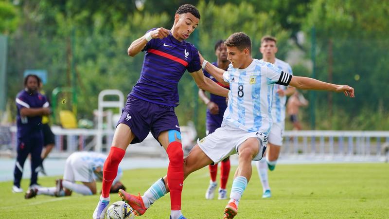 Tournoi Maurice-Revello : la France colle un score de tennis à l'Argentine (6-2) !