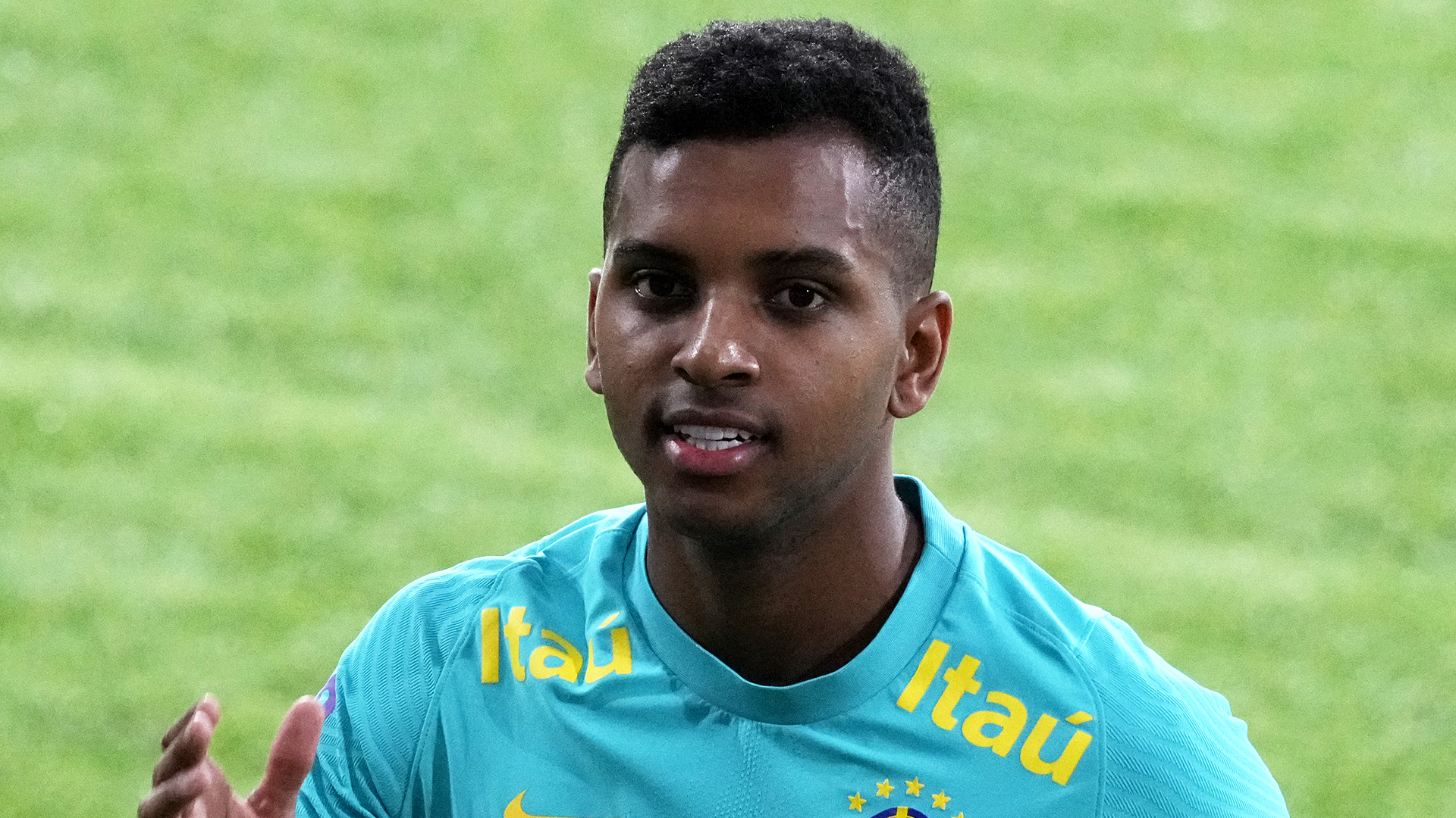 Neymar wants Rodrygo to inherit iconic Brazil number 10 shirt