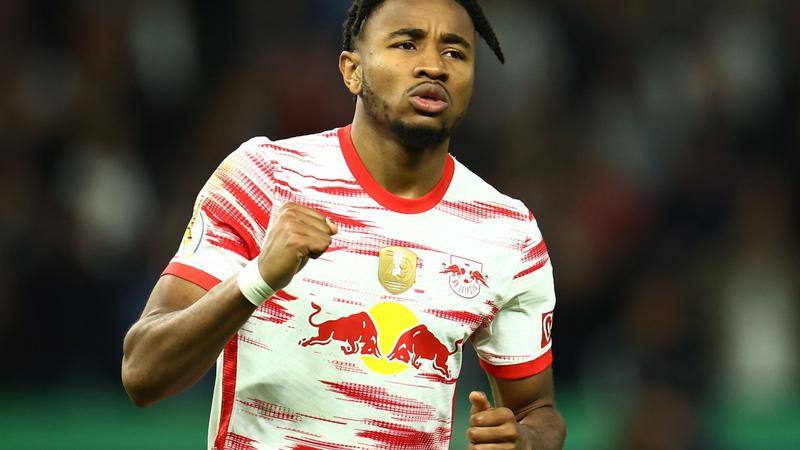 Top-scorer Nkunku extends with RB Leipzig until 2026