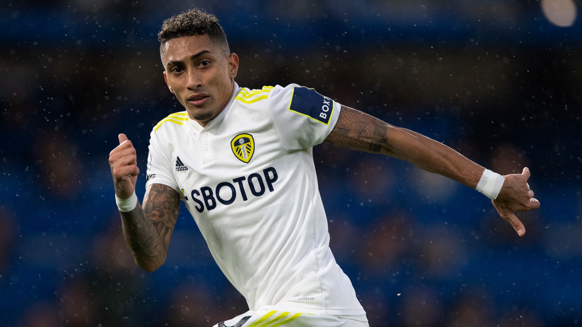 Barcelona confirm agreement to sign Raphinha from Leeds United