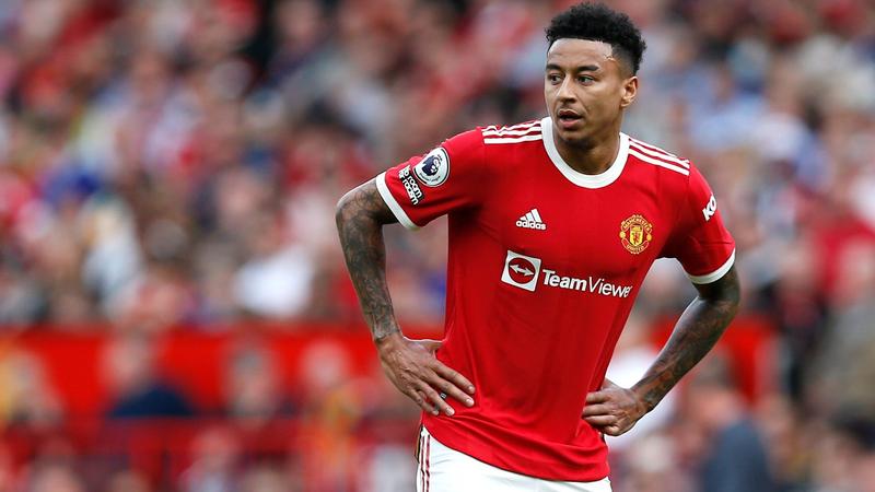 Lingard joins Premier League new boys Nottingham Forest