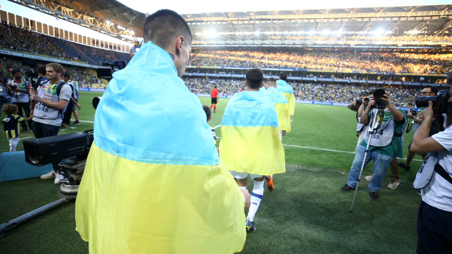 Fenerbahce sanctioned after fans' Putin chants