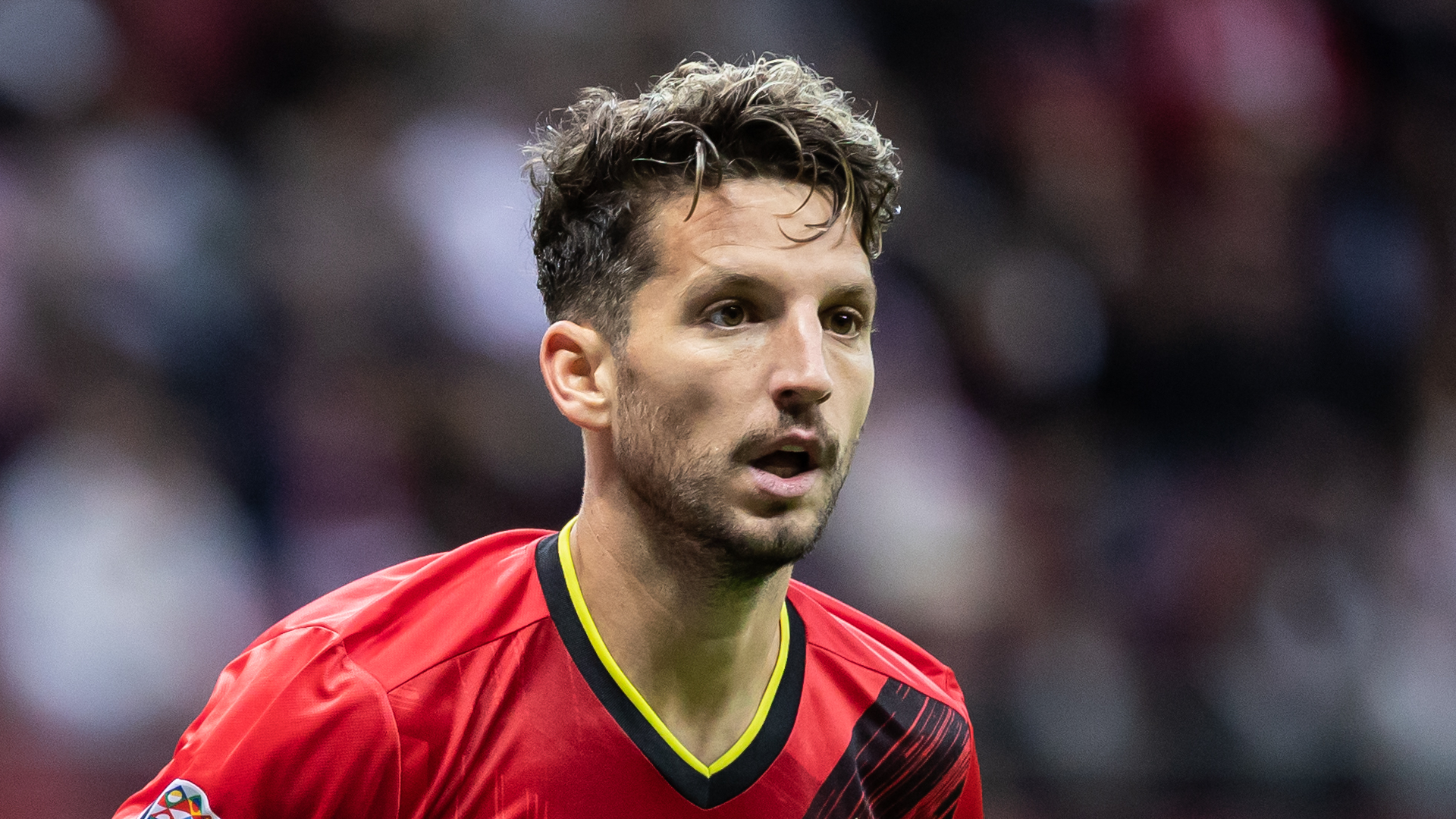 Galatasaray snaps up Mertens and Torreira