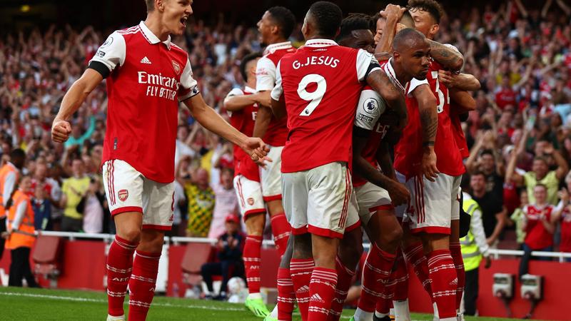 Gabriel atones with winner to keep Arsenal perfect