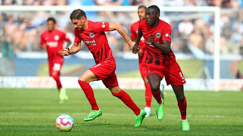 Bundesliga : Kolo Muani buteur et Francfort s'impose enfin dans un match prolifique face au Werder Brême