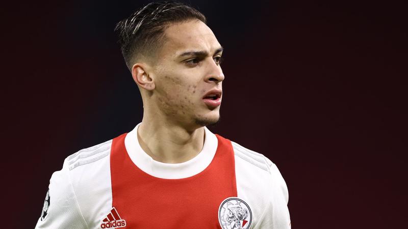 Manchester United agree deal for Ajax winger Antony: reports