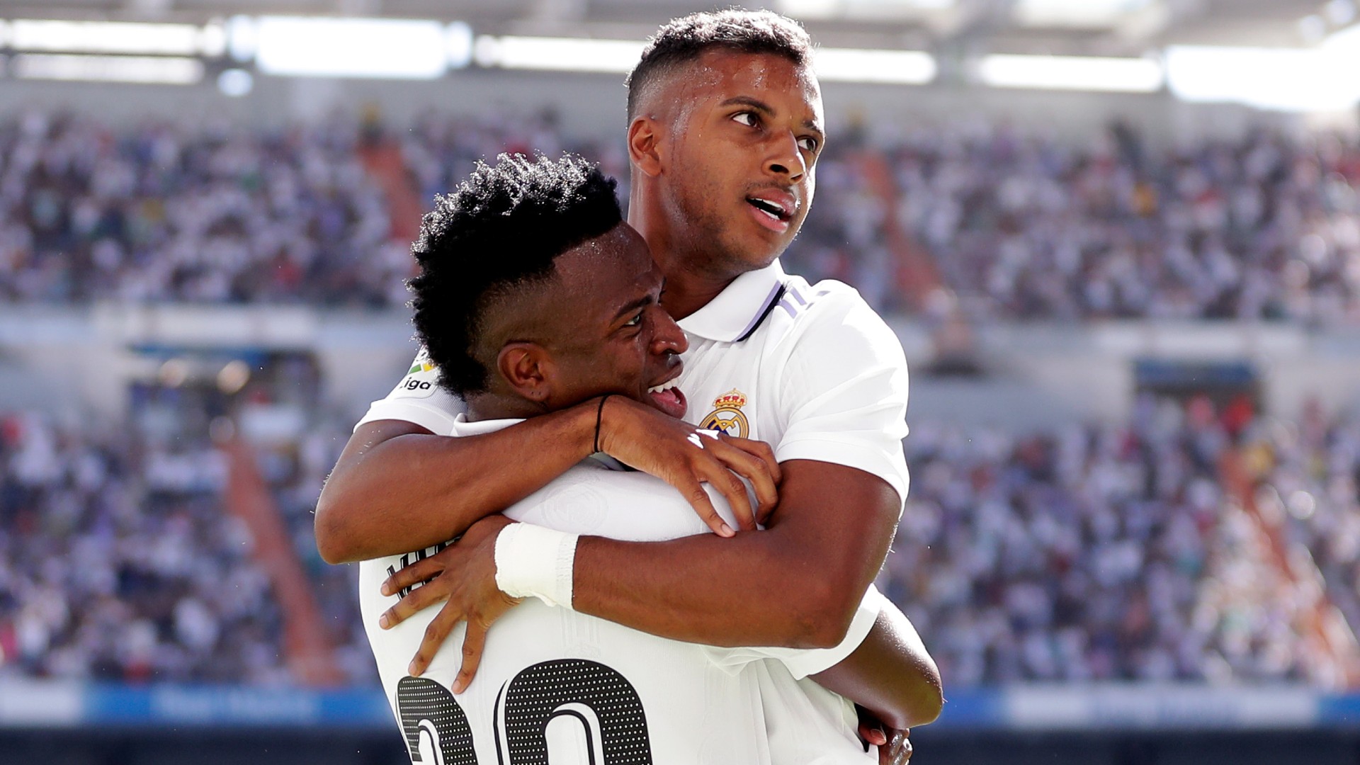 Real Madrid's Brazilian duo maintain perfect start