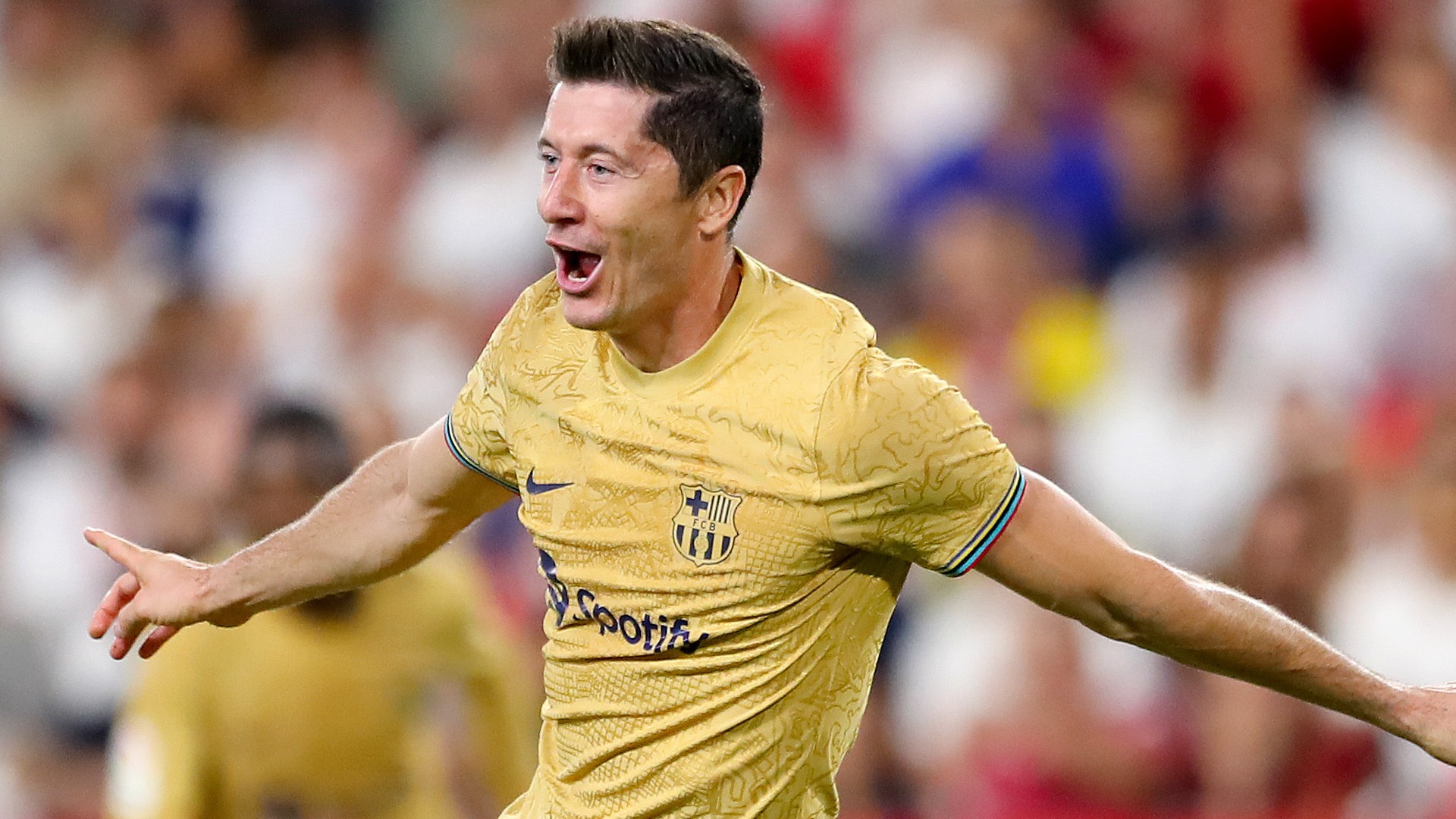 Raphinha, Lewandowski fire in emphatic Barcelona win