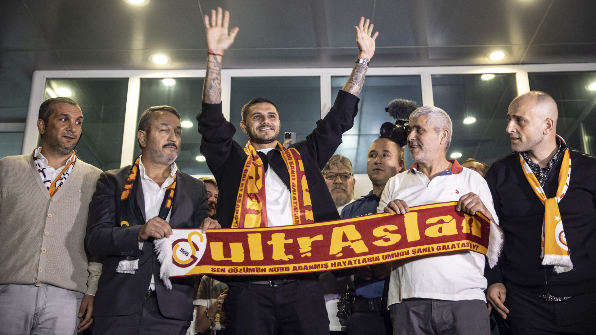 Galatasaray sign Juan Mata, Icardi on deadline day
