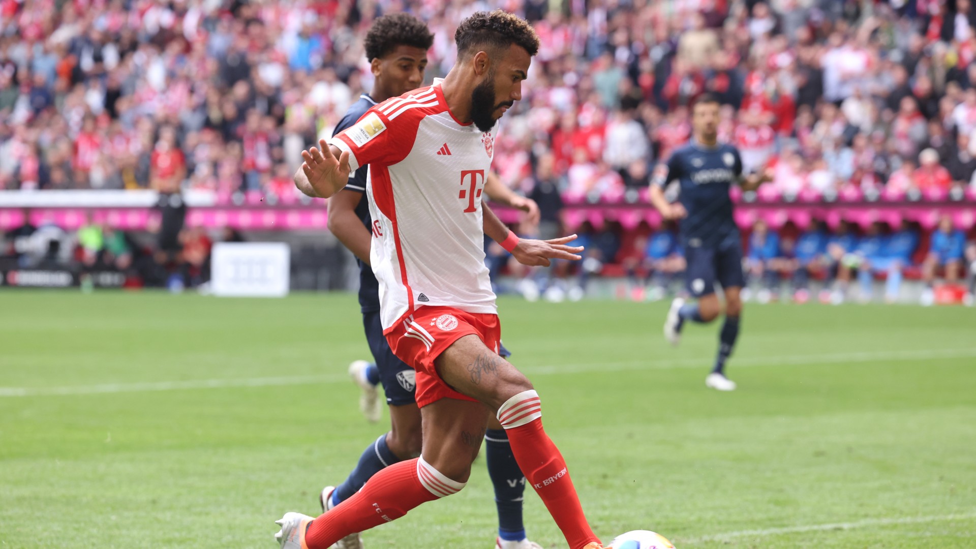 Choupo-Moting signs for Red Bulls