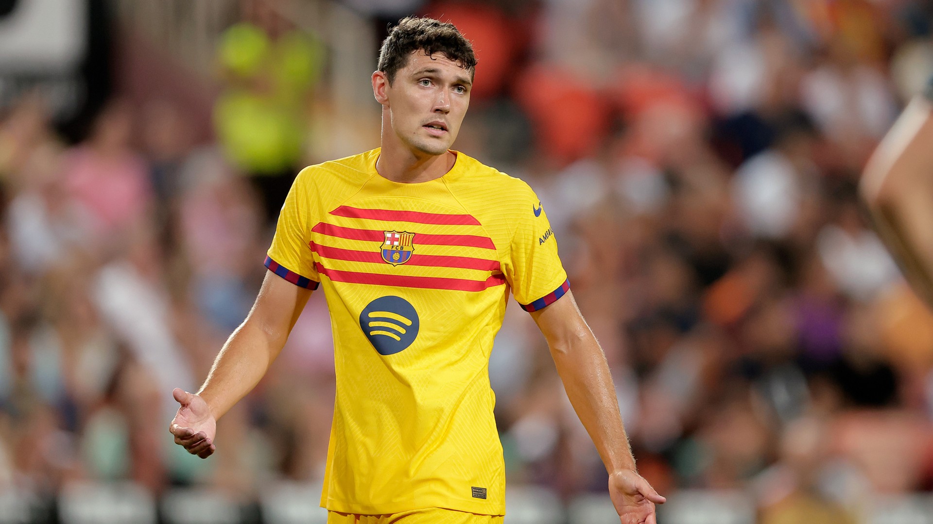 Christensen returns for Barca