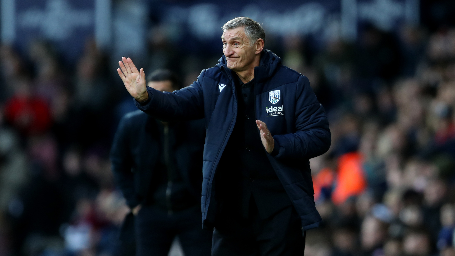 Mowbray wins on Hawthorns return