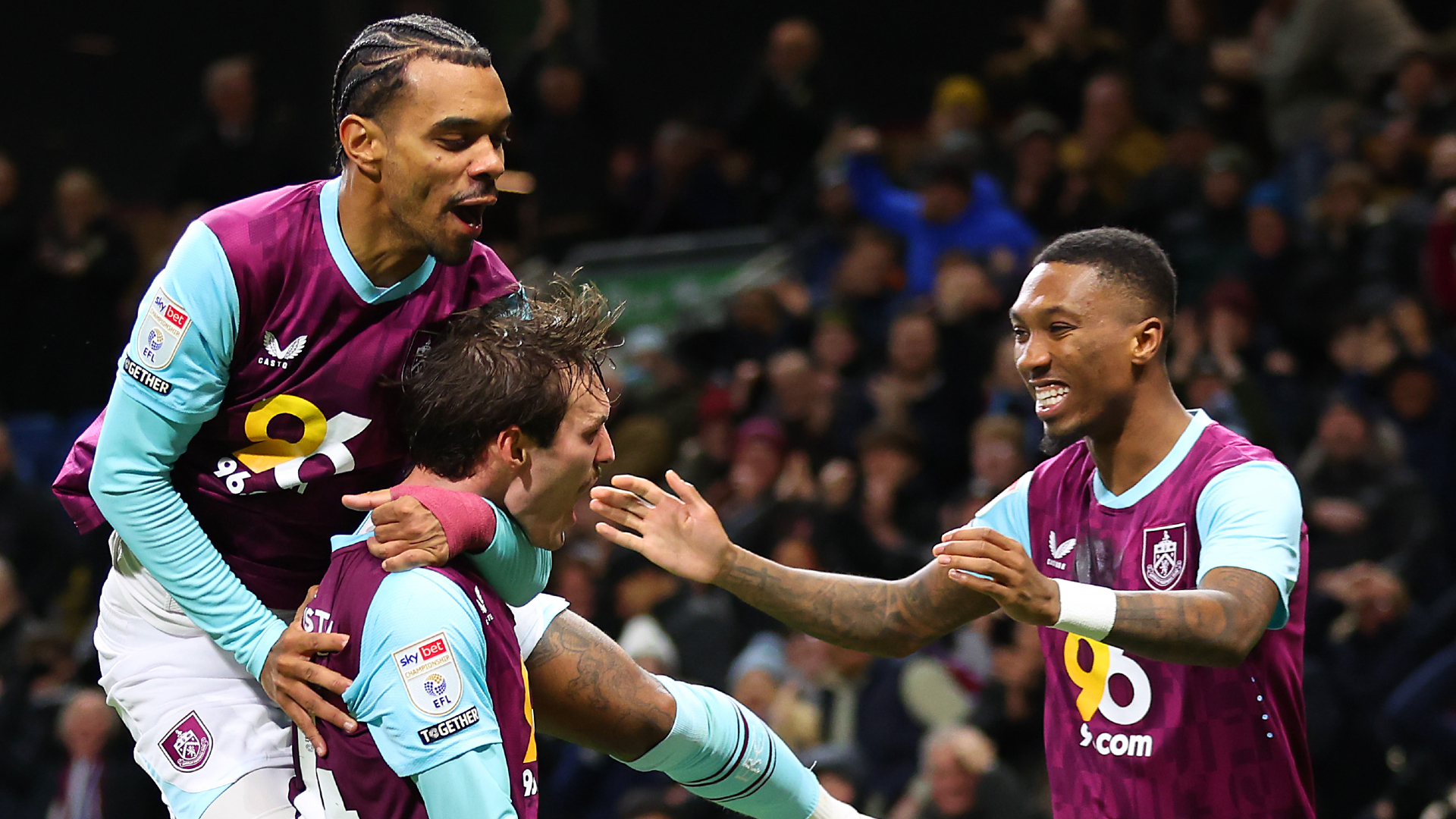 Burnley thrash Sheffield Wednesday