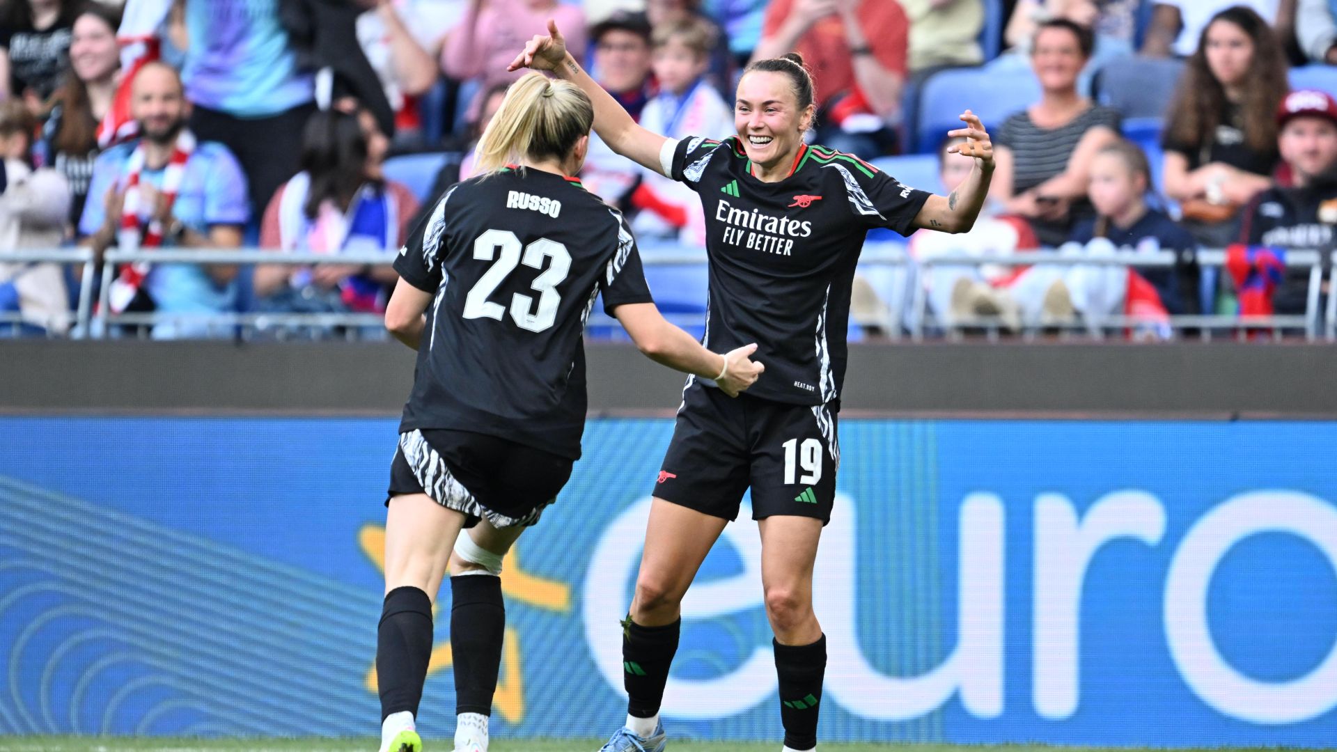 Report: Lyon 1-4 Arsenal (agg 3-5)