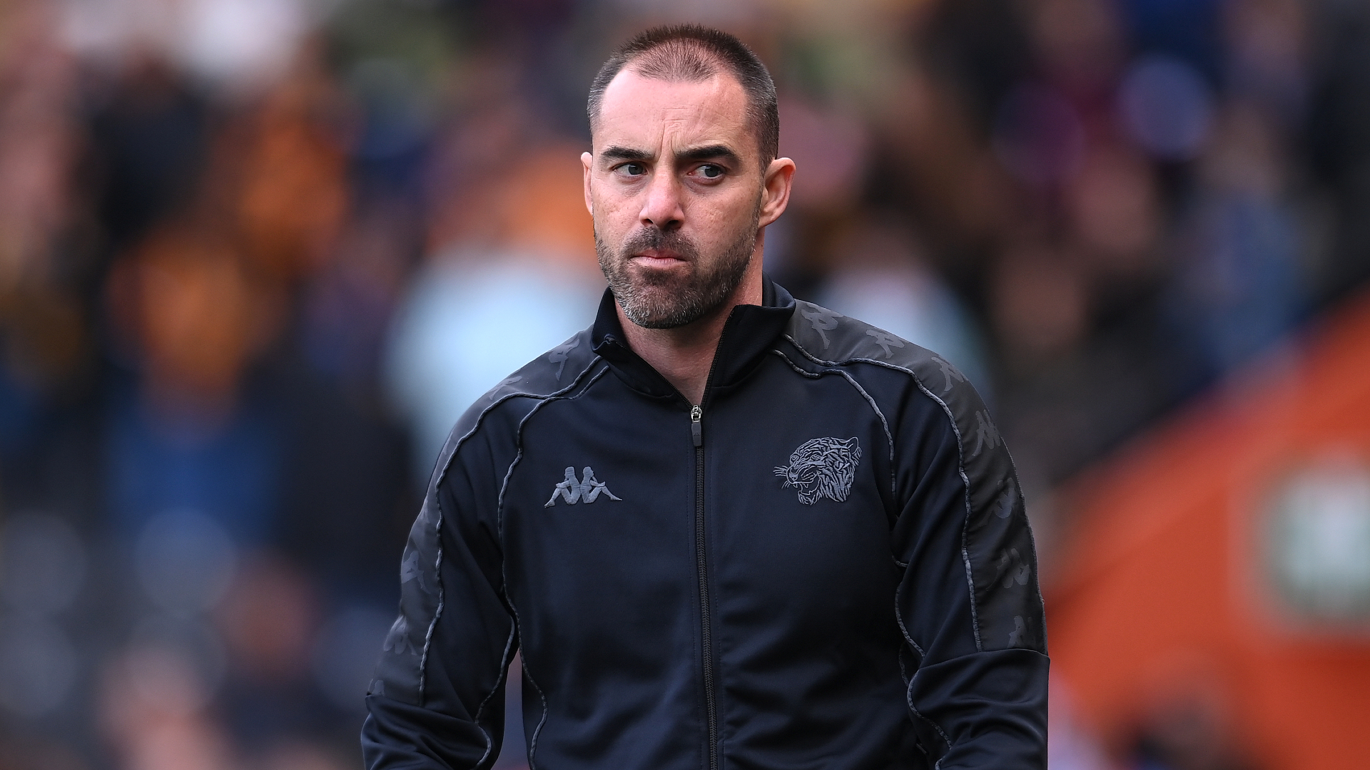 Hull sack Selles after surviving