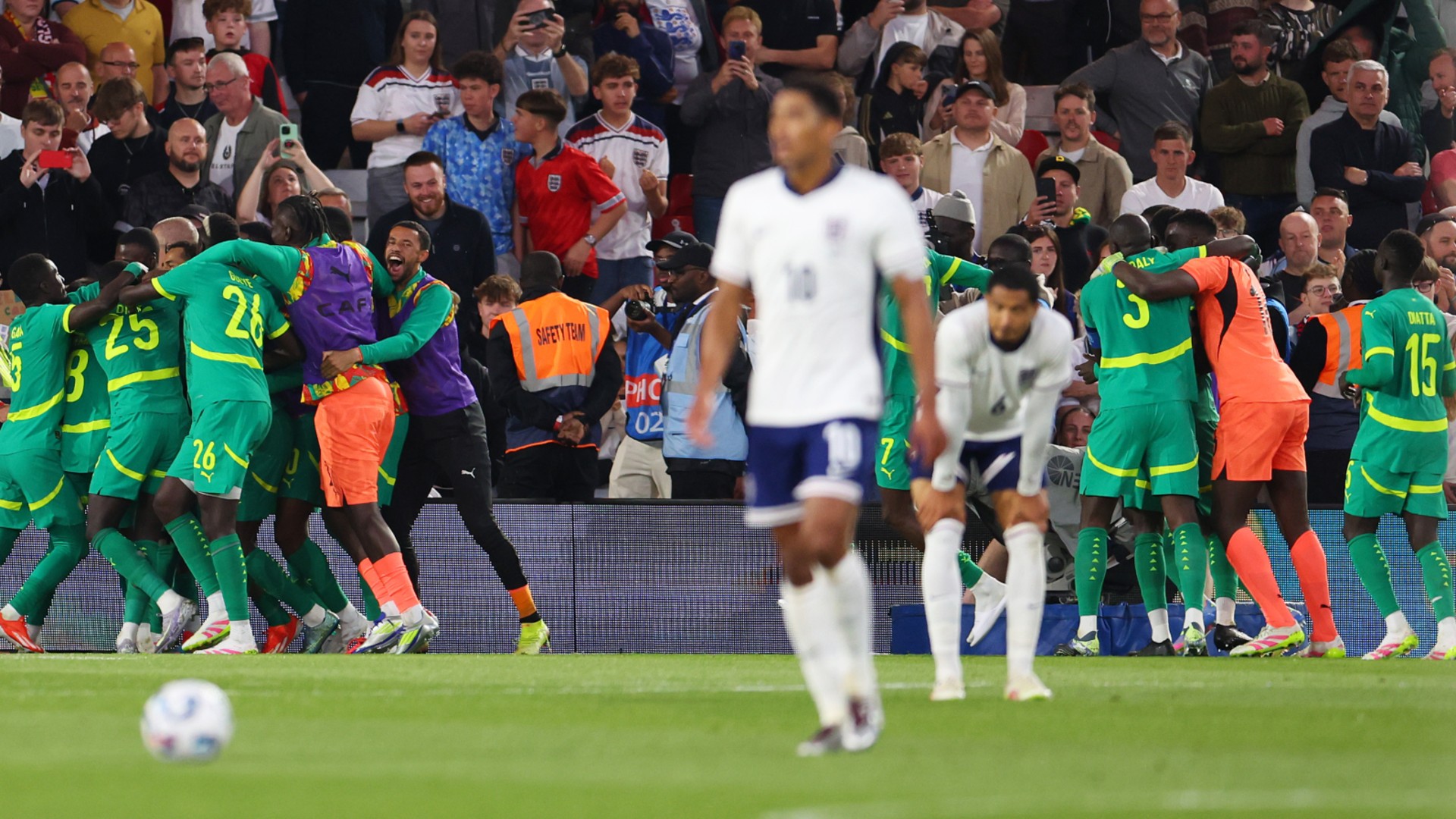 Report: England 1-3 Senegal