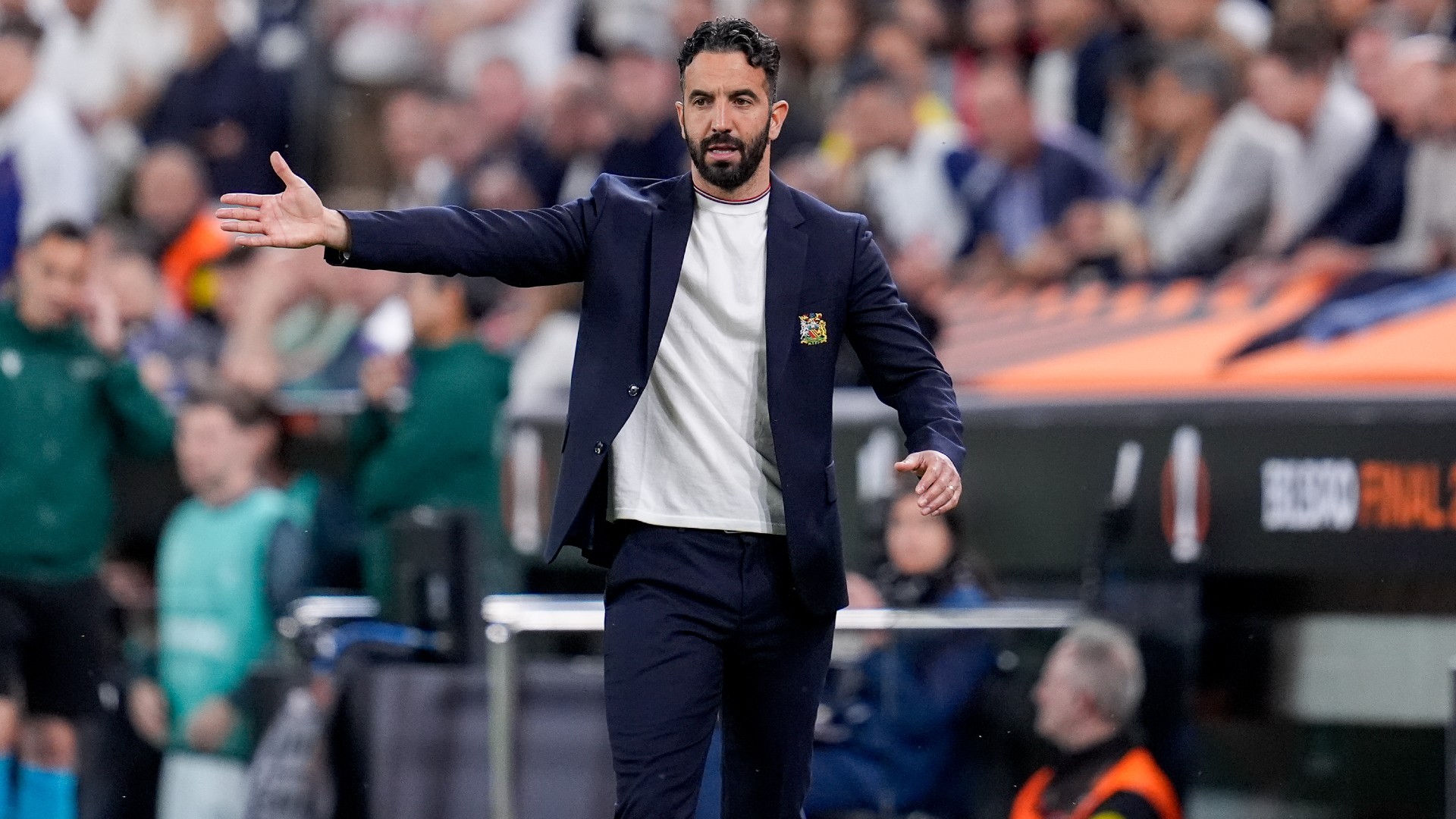 Cole: Man Utd have 'crazy start'