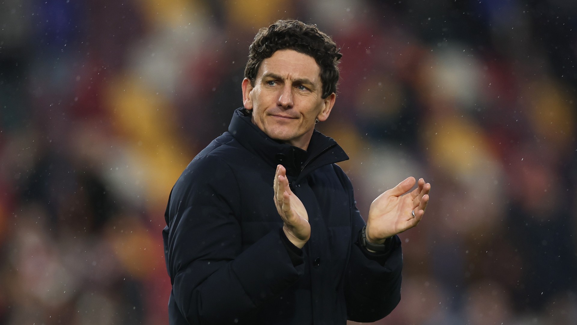 Andrews signs new Brentford deal