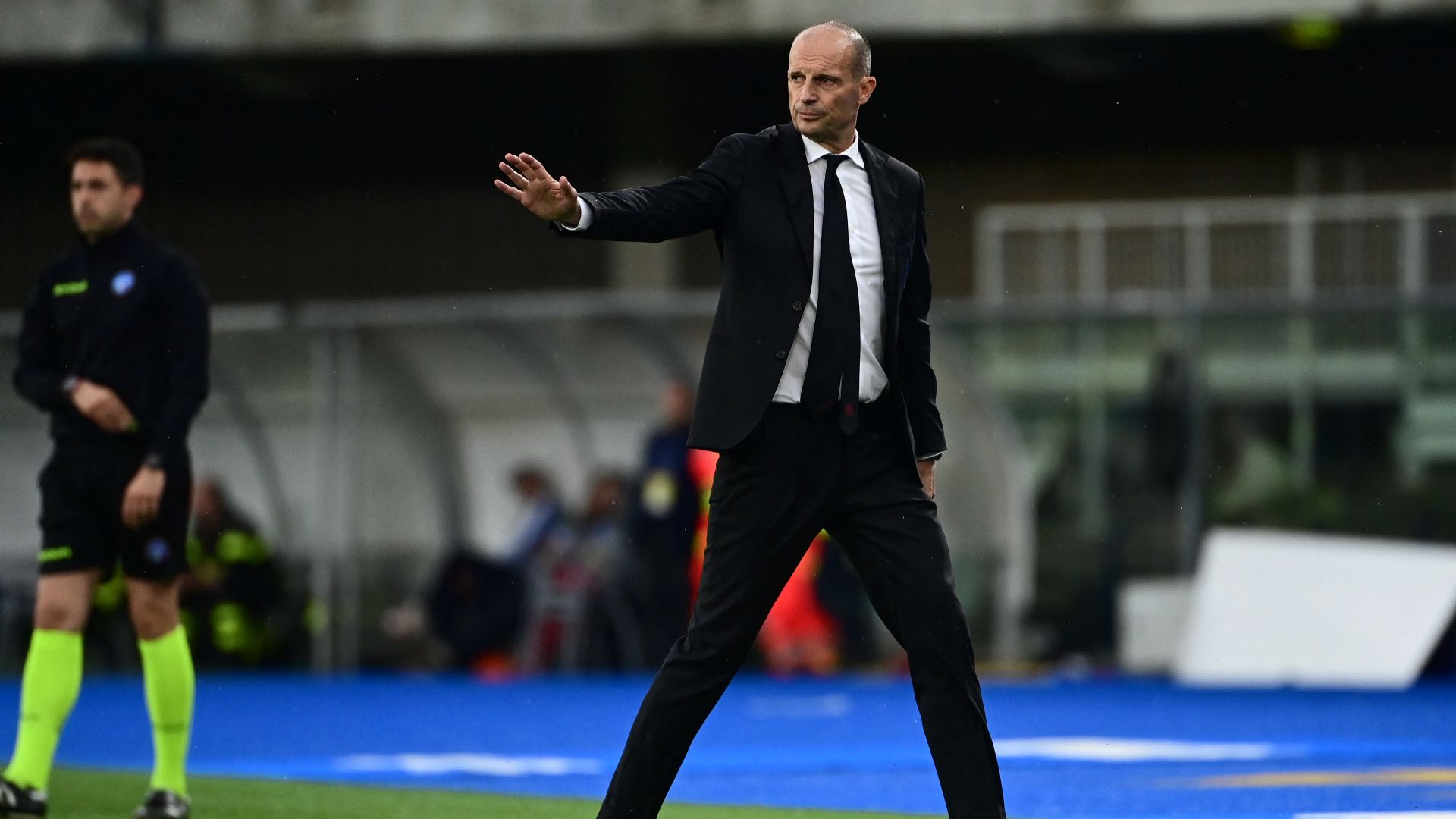 Allegri: Milan must 'knuckle down'