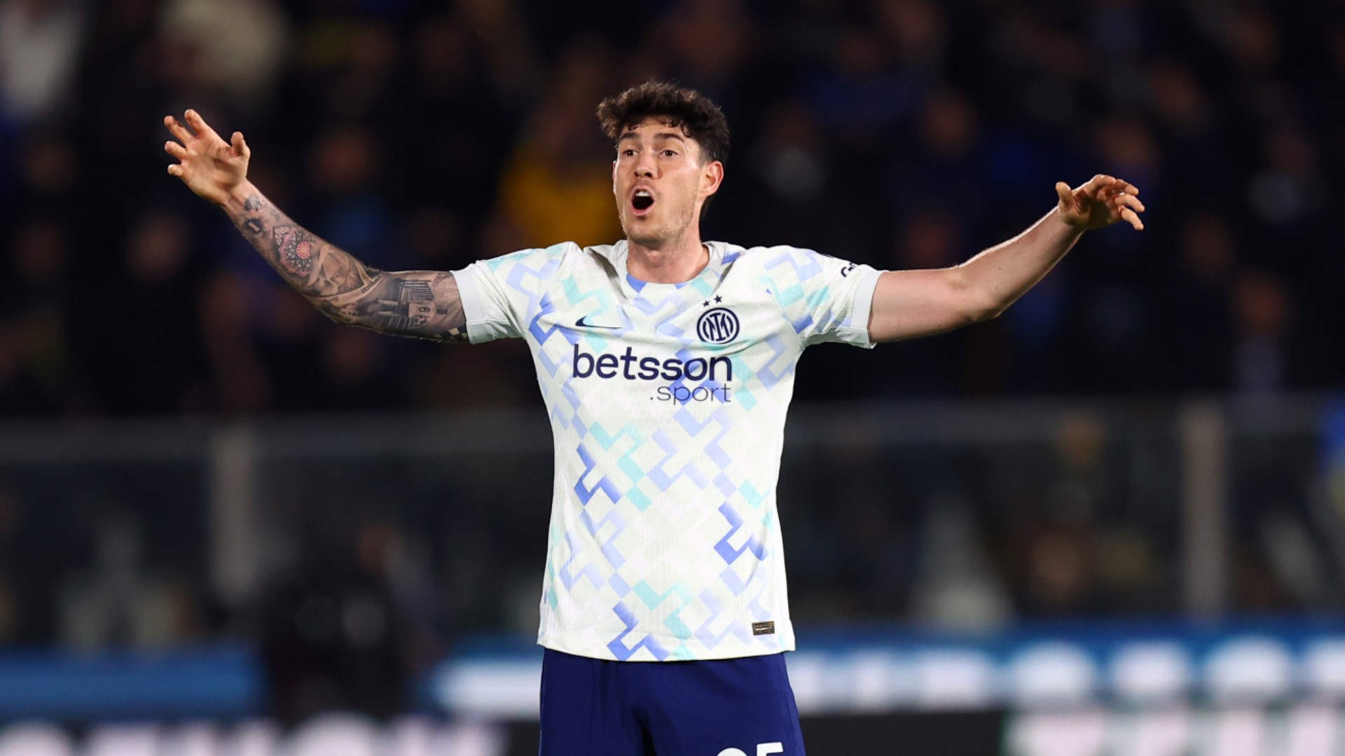 Inter chief on Bastoni speculation