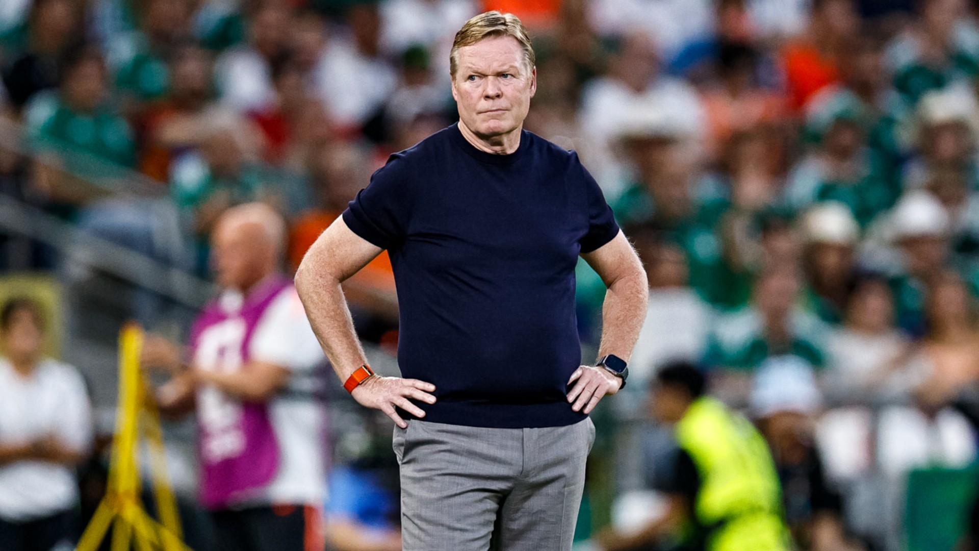Koeman defends Netherlands tactics