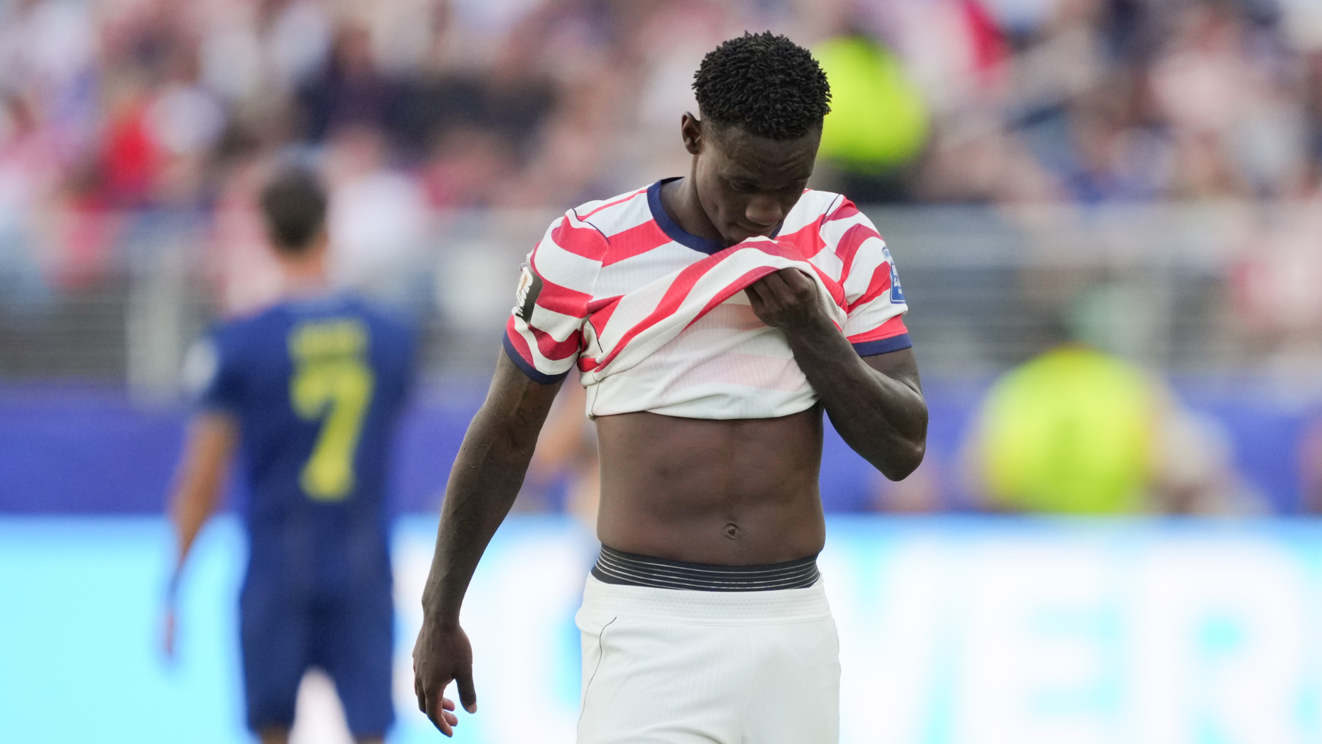 Pochettino fumes at Balogun red